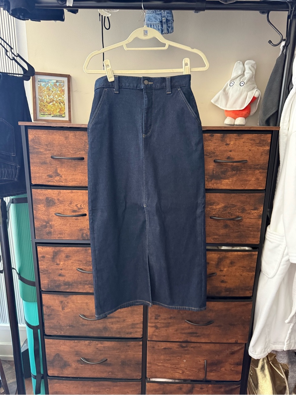 GU Dark Blue Denim Midi Skirt - Classic High-Waist